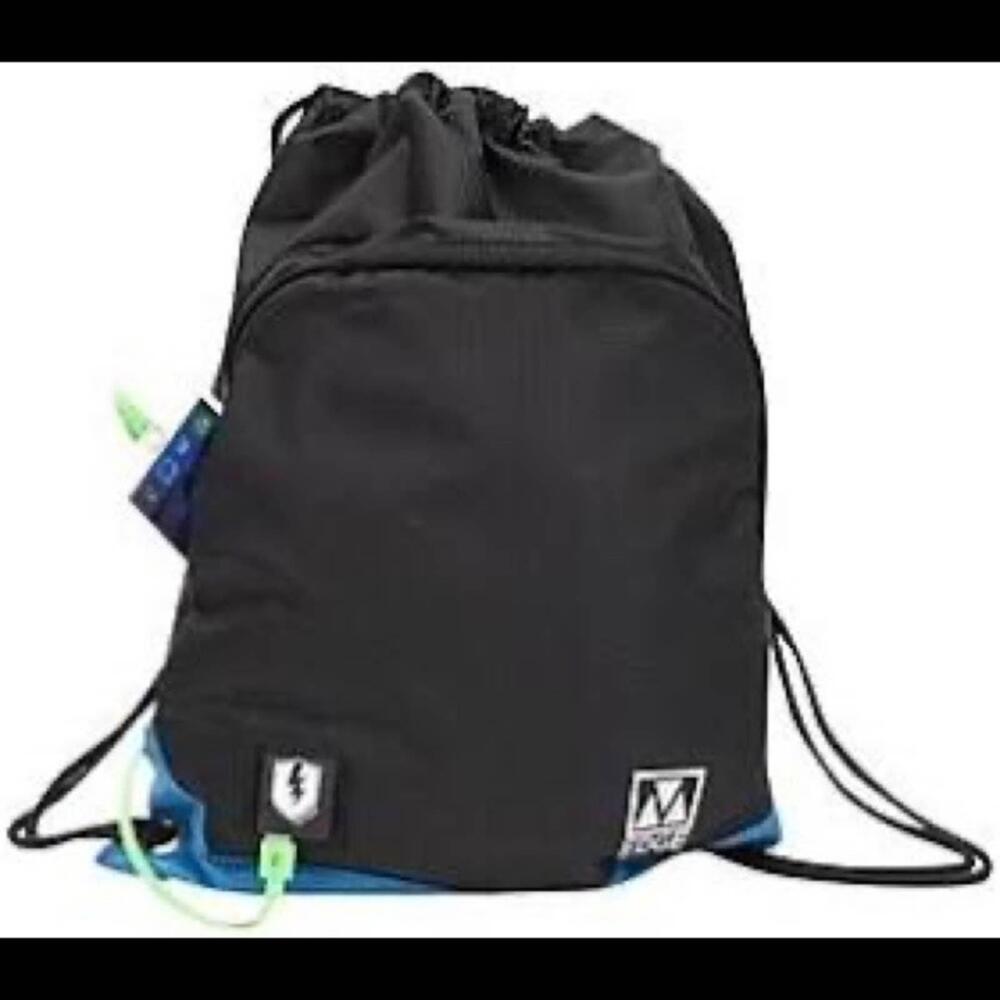 M Edge Tech Sackpack with Rechargeable portable phone battery NWT BLACK/ Blue